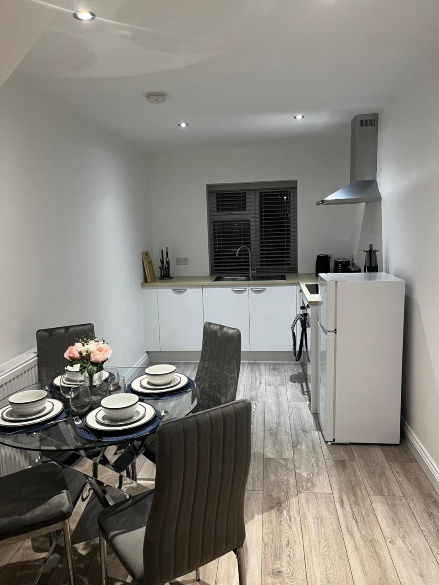 Newly Built One Bedroom Flat In Kidlington, Oxfordshire מראה חיצוני תמונה